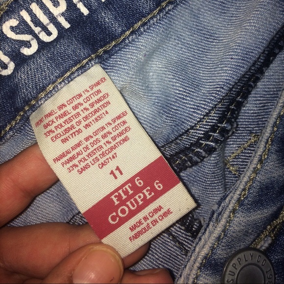 Light Blue Jean Shorts 😍 - Picture 2 of 3